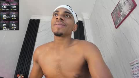 Snapshot of jack_muscles69_ chatting on 31, 12, 2024 Jack online show from 31, 12, 2024