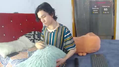 Snapshot of jack_s21 chatting on 30, 11, 2025 Laick online show from 30, 11, 2025