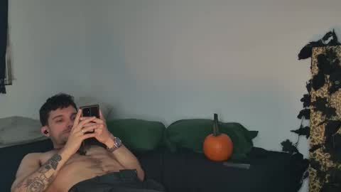 Snapshot of jackdesfeux chatting on 14, 10, 2025 Jack  online show from 14, 10, 2025