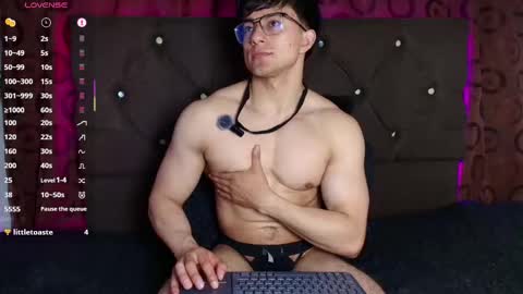 Jacke online show from 20, 12, 2025