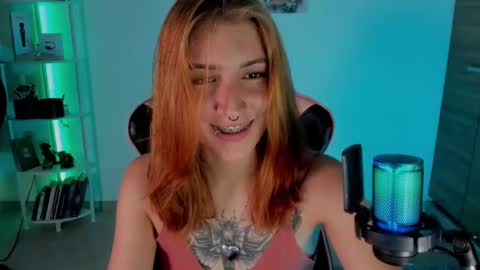 Snapshot of jacky_croft chatting on 12, 12, 2024 Linda Sofia help me get to 100 thumbs up online show from 12, 12, 2024