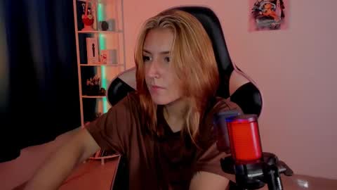 Snapshot of jacky_croft chatting on 11, 1, 2025 Linda Sofia help me get to 100 thumbs up online show from 11, 1, 2025