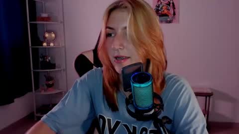 Snapshot of jacky_croft chatting on 17, 1, 2025 Linda Sofia help me get to 100 thumbs up online show from 17, 1, 2025