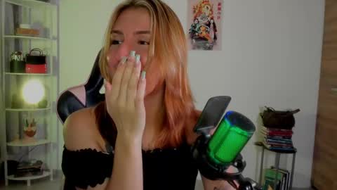 Snapshot of jacky_croft chatting on 2, 2, 2025 Linda Sofia help me get to 100 thumbs up online show from 2, 2, 2025