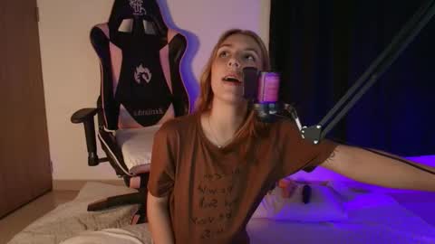 Snapshot of jacky_croft chatting on 10, 3, 2025 Linda Sofia help me get to 100 thumbs up online show from 10, 3, 2025