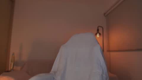 Snapshot of jacky_croft chatting on 14, 9, 2025 Linda Sofia help me get to 100 thumbs up online show from 14, 9, 2025