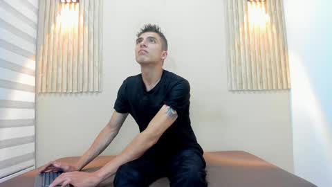 Snapshot of jacob_brandon chatting on 27, 11, 2025 JACOB online show from 27, 11, 2025