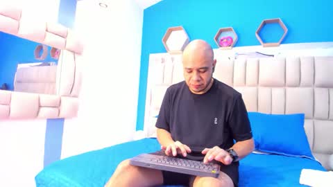 jacob_garcia_ online show from 25, 11, 2025