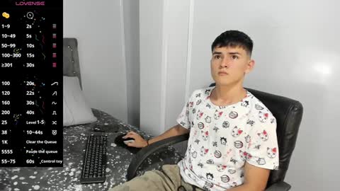 Snapshot of jacobb_lee chatting on 26, 12, 2024 Jacob Lee online show from 26, 12, 2024