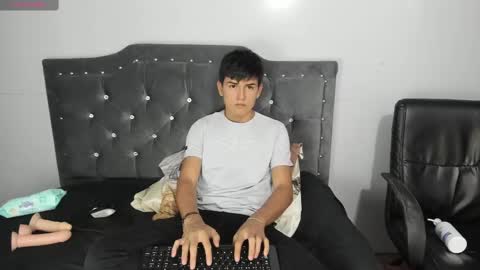 Snapshot of jacobb_lee chatting on 12, 3, 2025 Jacob Lee online show from 12, 3, 2025