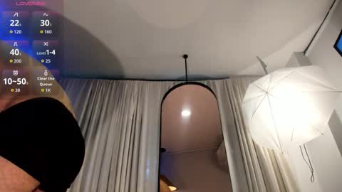 Jacob Oconner online show from 5, 11, 2025