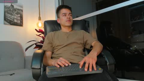 JACOB STONES online show from 23, 2, 2025