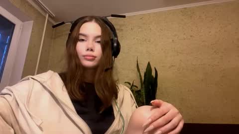 Snapshot of jacqulinescarpone chatting on 17, 10, 2025 Adeline online show from 17, 10, 2025