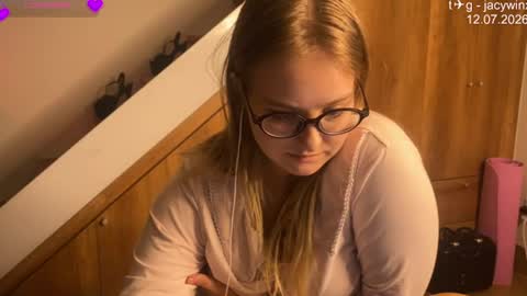 Snapshot of jacywinslat chatting on 12, 7, 2026 jacywinslat online show from 12, 7, 2026