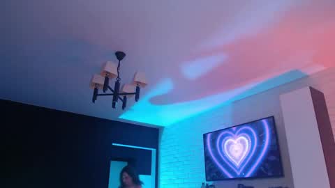 Jade online show from 5, 6, 2026
