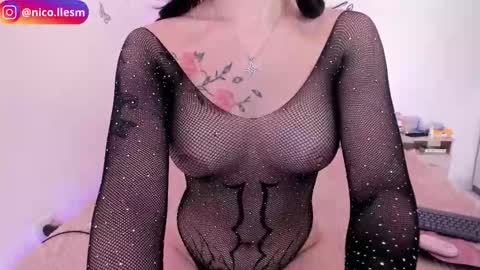   online show from 26, 10, 2025