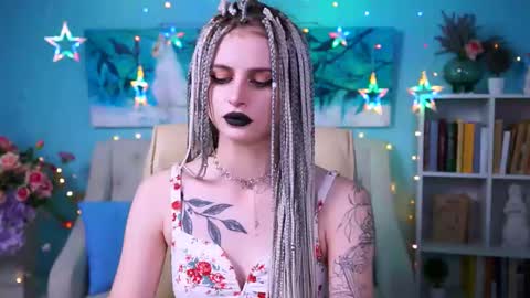 jade_castle online show from 14, 12, 2024