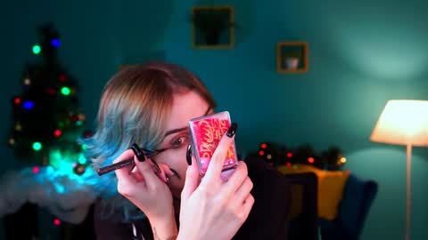 jade_castle online show from 7, 1, 2025