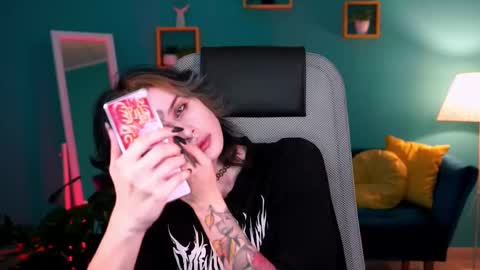 jade_castle online show from 19, 2, 2025