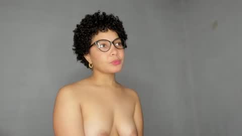 Jadeleidy Dorthini online show from 18, 11, 2025