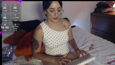 Snapshot of jade_evergreen_99 chatting on 22, 7, 2026 jade_evergreen_99 online show from 22, 7, 2026