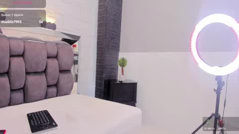  JADE  online show from 8, 3, 2025