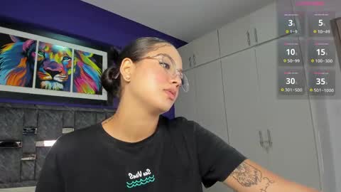 jade_lovv online show from 13, 5, 2026