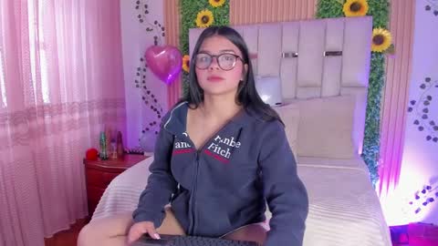 Snapshot of jade_nm chatting on 26, 9, 2025 ade online show from 26, 9, 2025