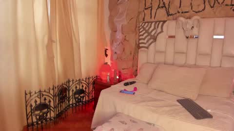 Snapshot of jade_nm chatting on 14, 10, 2025 ade online show from 14, 10, 2025
