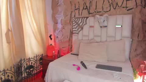 Snapshot of jade_nm chatting on 17, 10, 2025 ade online show from 17, 10, 2025