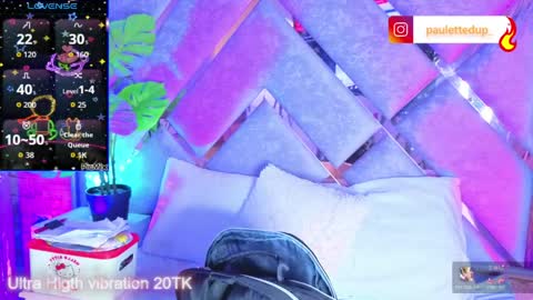 jade white  online show from 3, 4, 2026