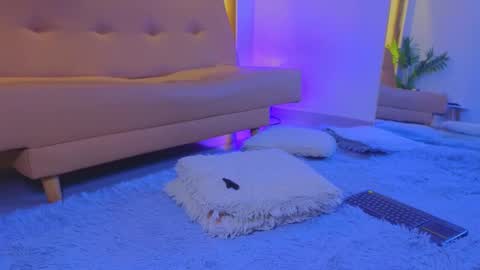 jadee__ online show from 30, 10, 2025