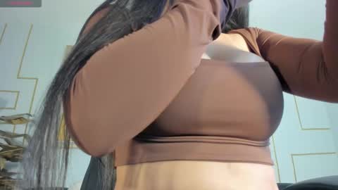 JADE EVANS online show from 8, 2, 2026