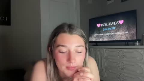 Snapshot of jadejamessecret chatting on 20, 6, 2026 Jade james online show from 20, 6, 2026
