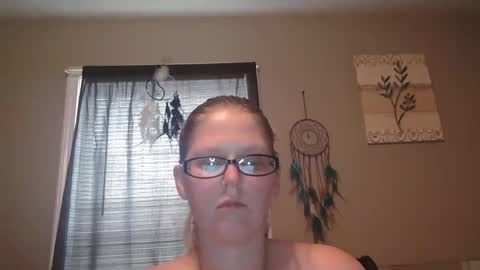 JadeLuv online show from 16, 2, 2025