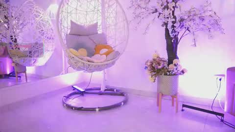 Jade Summer online show from 25, 9, 2025