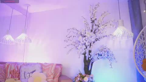 Jade Summer online show from 19, 11, 2025