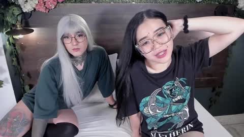 Jade  Khada online show from 28, 1, 2025