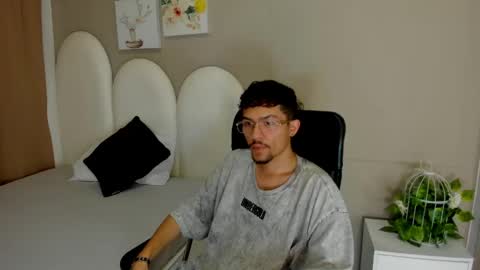 Snapshot of jake_miller__ chatting on 1, 6, 2026 Jake online show from 1, 6, 2026