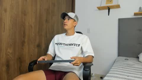 Hi guys im new 3 online show from 21, 9, 2025