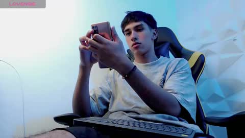 jake_tripp online show from 31, 12, 2024