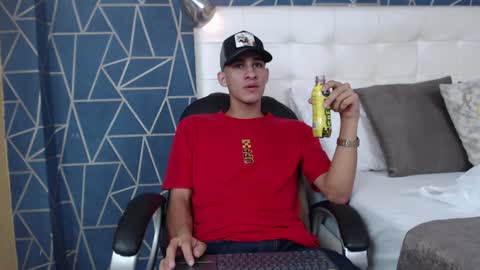 Snapshot of jakemoxleey chatting on 11, 1, 2025 jakemoxleey online show from 11, 1, 2025