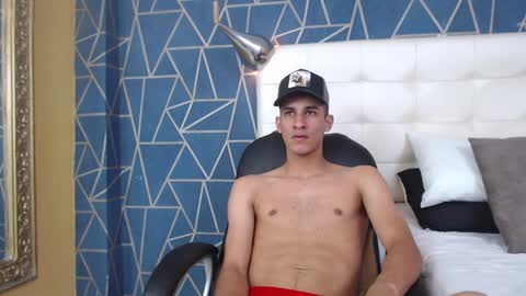 Snapshot of jakemoxleey chatting on 2, 2, 2025 jakemoxleey online show from 2, 2, 2025