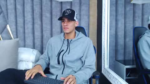 Snapshot of jakemoxleey chatting on 9, 2, 2025 jakemoxleey online show from 9, 2, 2025