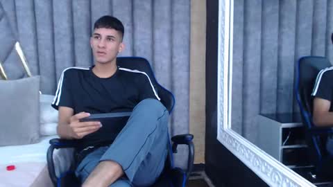 Snapshot of jakemoxleey chatting on 13, 2, 2025 jakemoxleey online show from 13, 2, 2025