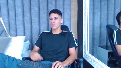 Snapshot of jakemoxleey chatting on 3, 3, 2025 jakemoxleey online show from 3, 3, 2025