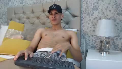 Snapshot of jakemoxleey chatting on 6, 3, 2025 jakemoxleey online show from 6, 3, 2025