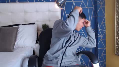 Snapshot of jakemoxleey chatting on 7, 3, 2025 jakemoxleey online show from 7, 3, 2025