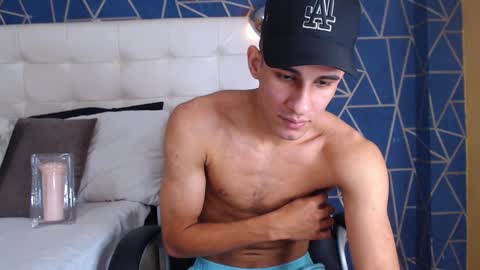 Snapshot of jakemoxleey chatting on 7, 3, 2025 jakemoxleey online show from 7, 3, 2025