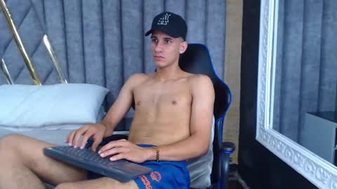 Snapshot of jakemoxleey chatting on 10, 3, 2025 jakemoxleey online show from 10, 3, 2025